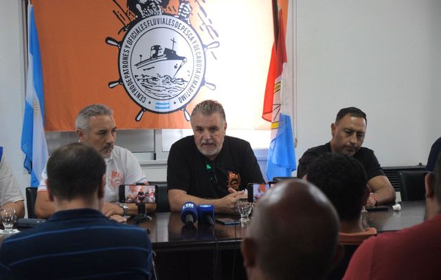 El Centro de Patrones realizó una asamblea extraordinaria en Puerto San Martín.