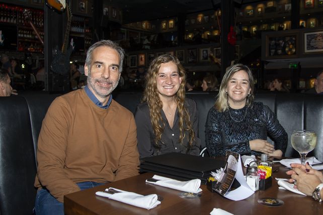 Andrés Mercogliano, Alejandra Etchebere y Yamila del Arca