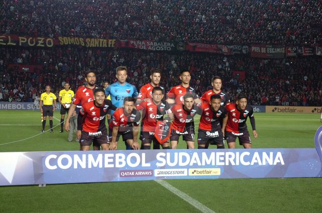 De los 17 partidos que habla Lavallén, ¿cuántos minutos disputó cada jugador de Colón?