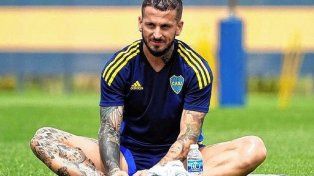 Darío Benedetto abandonó la práctica de Boca por un malestar físico.