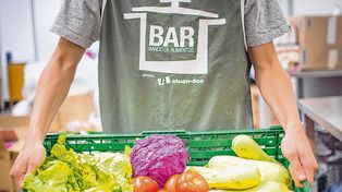 Solidaridad. El Banco de Alimentos de Rosario es una asociación civil sin fines de lucro que recupera alimentos que no pueden ser comercializado.
