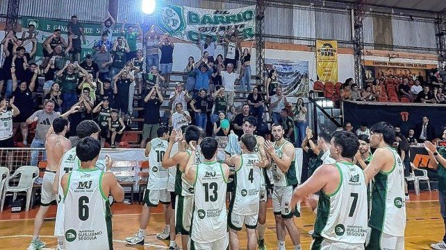 Ferro pegó primero en la final y se llevó un triunfazo en Santa Elena.