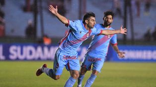 Arsenal vapuleó a Juan Aurich y pasó de ronda en la Sudamericana