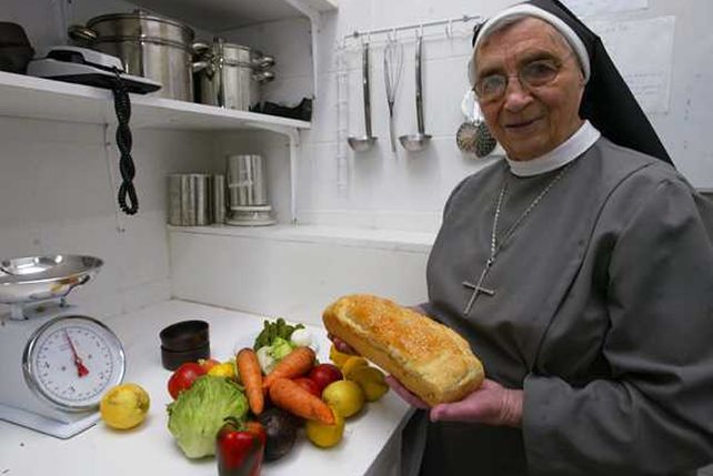 A los 86 años murió la Hermana Bernarda, famosa por sus recetas de cocina