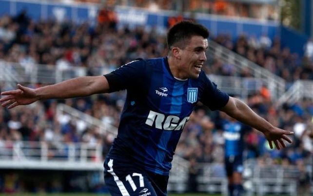 Racing goleó en Liniers
