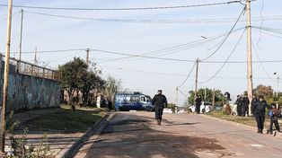 Los heridos son vecinos de la calle 1.008, donde se produjo la balacera (Foto archivo UNO).