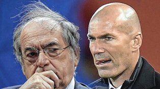 El presidente de la Federación de Fútbol de Francia, debió salir a pedirle disculpas a Zinedine Zidane.
