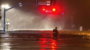 El huracán Nate se debilita a tormenta tras tocar tierra en EE.UU.