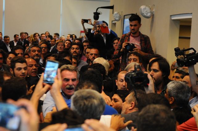 Hubo tensión en el Congreso en medio del debate de la reforma previsional