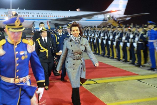 Cristina partió a Roma para reunirse con el Papa el domingo