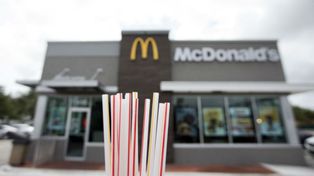 McDonalds reemplazará sus pajitas de plástico