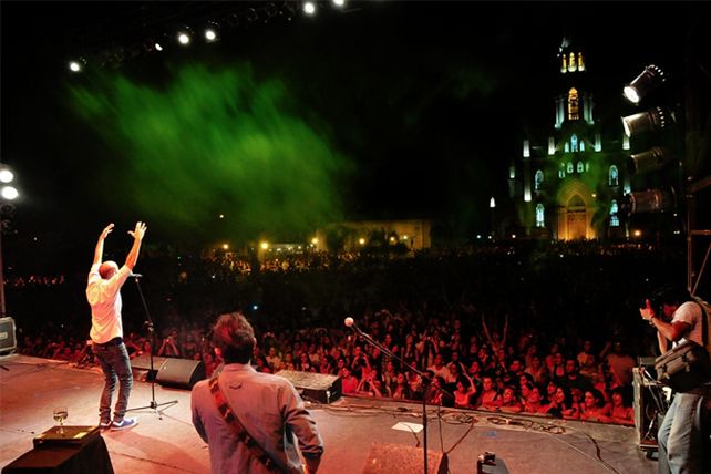 Una multitud vibró al ritmo del canto solidario del Festival de Guadalupe