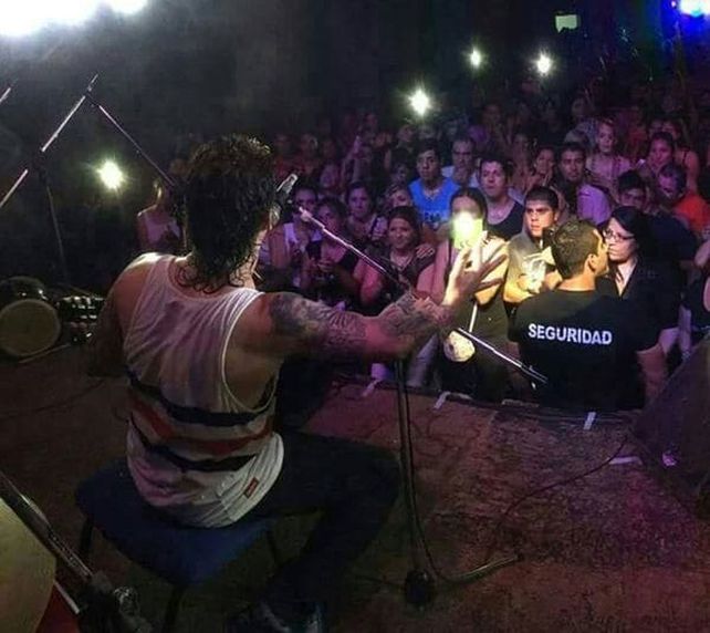 Solista. Romero intentó darle ese rumbo a a su carrera musical.