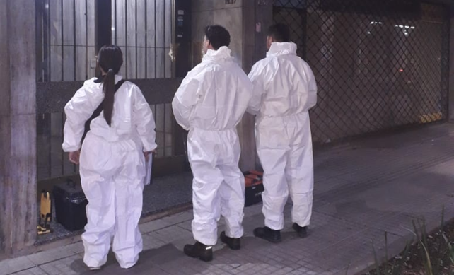 Crimen en el microcentro de Rosario: un hombre de 75 años fue apuñalado en  su departamento