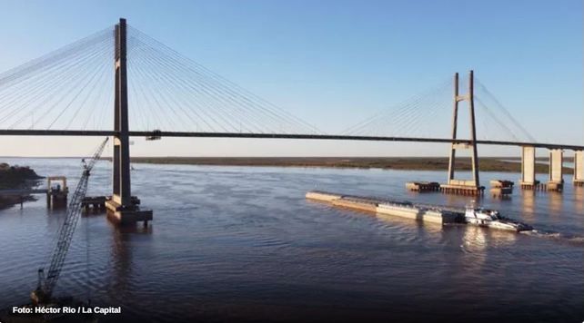 Robaron un cable de media tensión y dejaron sin luz el puente Rosario-Victoria