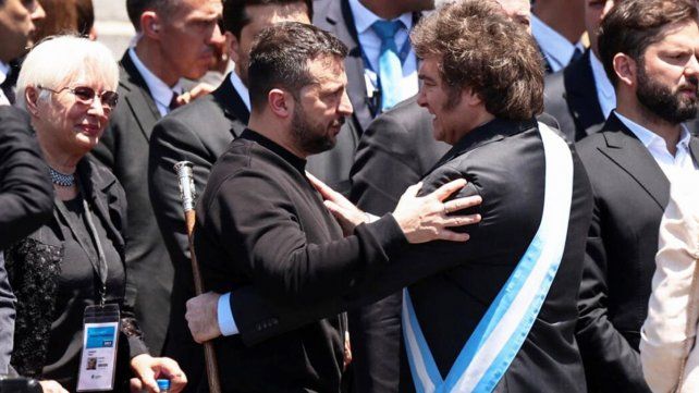 El presidente Javier Milei anticipó que trabaja para concretar su visita a Ucrania con intención de reunirse con Volodimir Zelenski