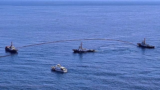 Derrame de petróleo en Tailandia por la fuga en un oleoducto