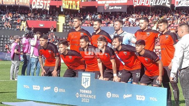 La formación de Colón ante San Lorenzo presentó siete jugadores formados en las divisiones inferiores.