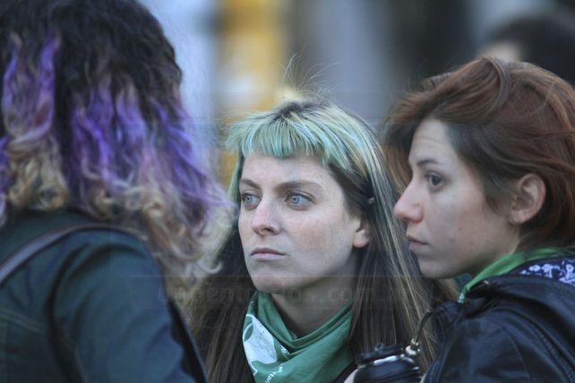Los pañuelos verdes marcan presencia en las protestas sociales