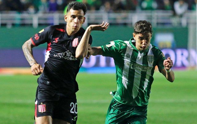 Estudiantes y Banfield se enfrentaron en el Florencio Sola.