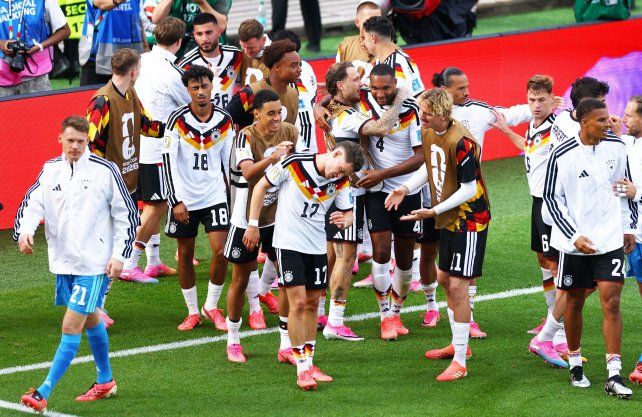 Alemania tuvo un buen segundo tiempo y dio vuelta el marcador.