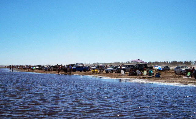 La laguna de Melincué recupera el brillo tras la inundación de 2017 y el Covid