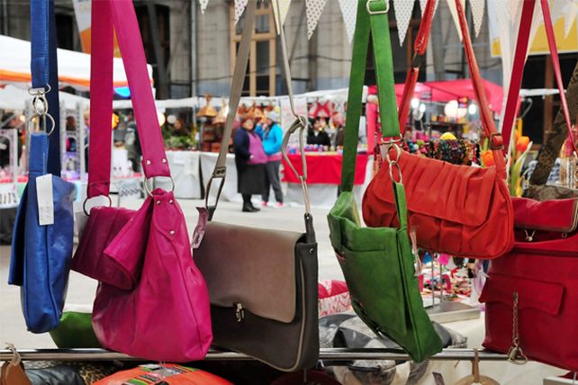 Comenzó la Feria de Emprendedores en la Estación Belgrano