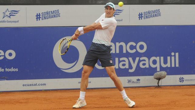 Bagnis superó al peruano Nicolás Álvarez tras 2 horas y 15 minutos de partido.
