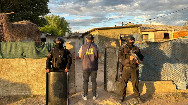 El segundo procedimiento contra la banda de dedicada al narcomenudeo se realizó en una casa en calle Luis Agote.&nbsp;