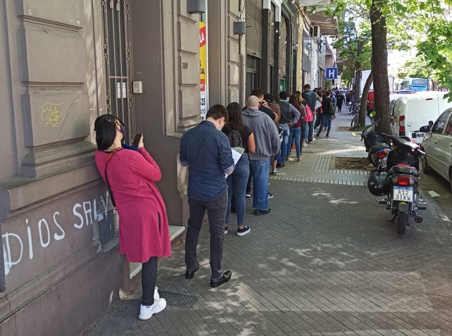 Por qué los jóvenes rosarinos ya no quieren los tradicionales primeros empleos