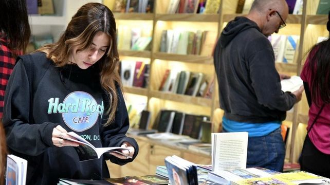 El stand santafesino presentará unos más de mil títulos de autores santafesino y obras pictóricas.