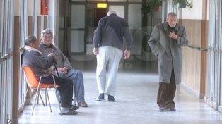 Maltrato: consejos para elegir personal apto al cuidado de un adulto mayor