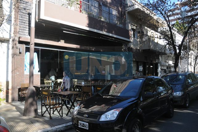 Se robaron 80 mil pesos en efectivo de la heladería Necochea