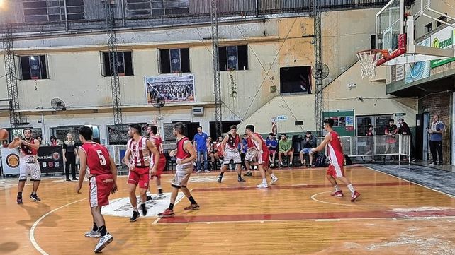 Unión B goleó a CUST B en el Pay Zumé y sigue como único invicto de la A2 en el Dos Orillas.&nbsp;