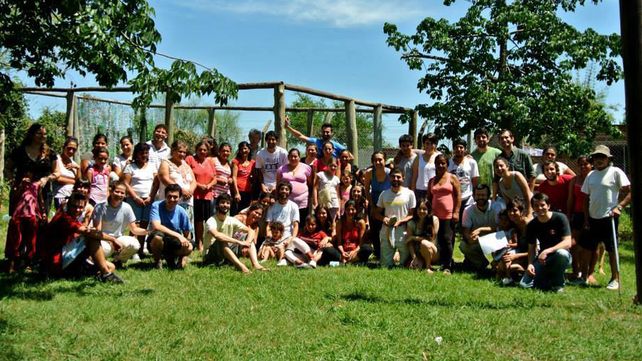 Manos a la Huerta suma vecinos y niños a una alimentación saludable