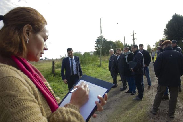 La inspección ocular reforzó una idea central: la necesidad de observar directamente los lugares donde estos procesos se desarrollan para dimensionar sus consecuencias. (Foto: Julia Siciliani)