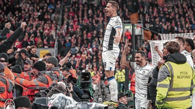 Atalanta dio la nota al golear de visitante a Liverpool en la Europa League Atalanta dio la nota al golear de visitante a Liverpool en la Europa League
