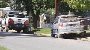 Un hombre puso en fuga a tres asaltantes al enfrentarlos con una espada samurai