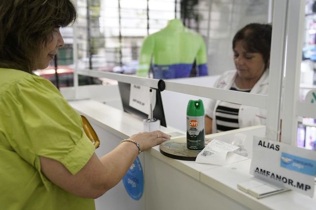 Dengue: el gobierno facilitó la importación de repelente y llegarían desde Polonia