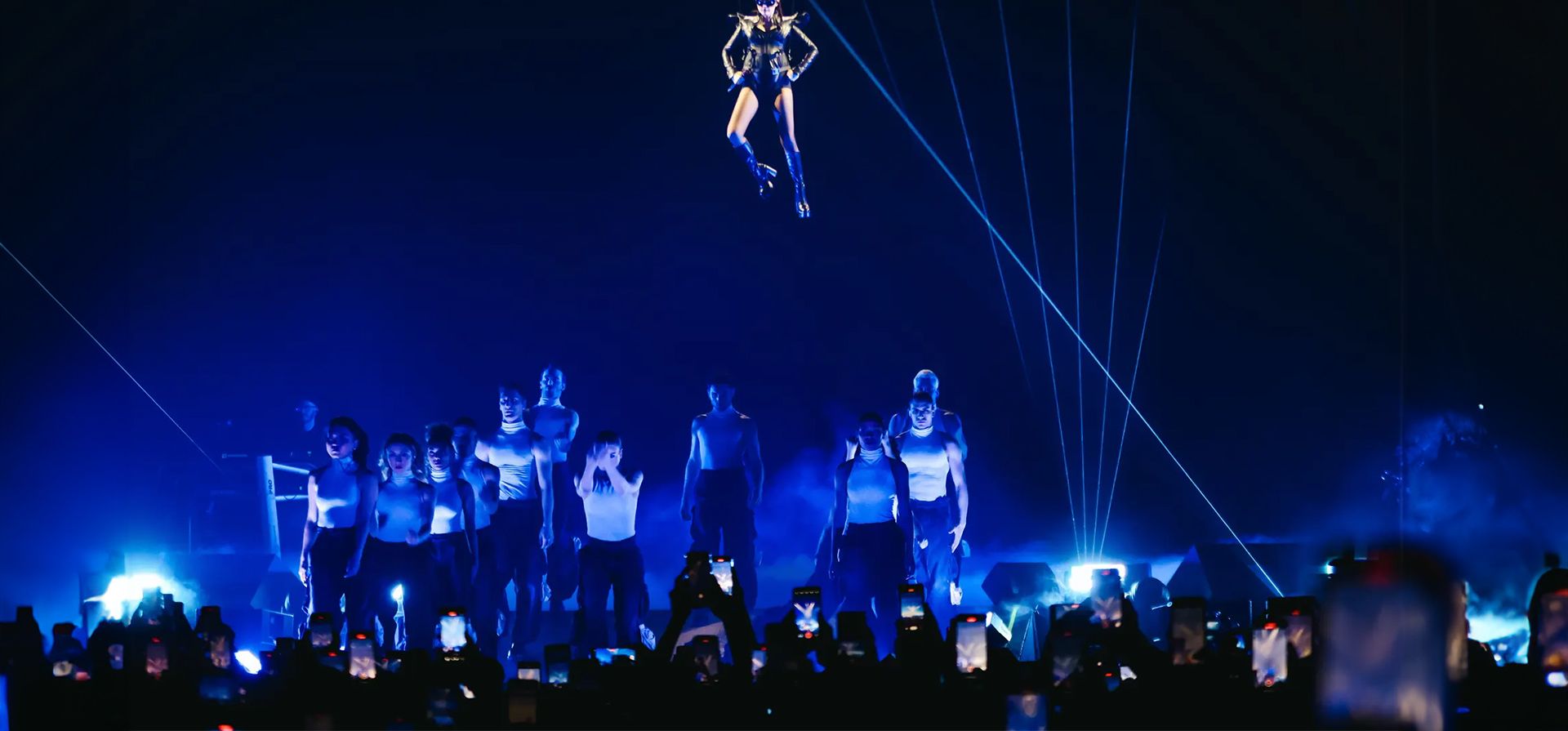 Annalisa actúa durante su gira Tutti Nel Vortice Palasport, Milán, Italia. Fotografía: Alessandro Bremec/ipa-agency.net/Rex/Shutterstock Annalisa actúa durante su gira Tutti Nel Vortice Palasport, Milán, Italia. Fotografía: Alessandro Bremec/ipa-agency.net/Rex/Shutterstock