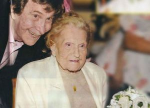La madre de Soldán cumplió 102 años y te mostramos uno de los regalos que recibió