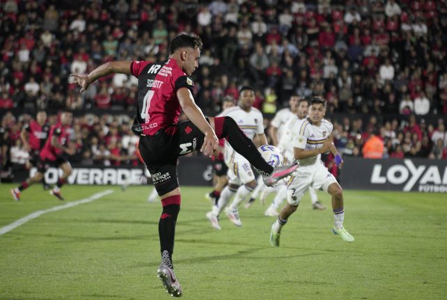 Augusto Schott reemplazó a Armando Méndez frente a Boca y todo indica que estaría desde el arranque ante Talleres.&nbsp;