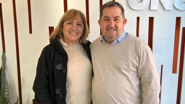 Lourdes Martínez y Adrián García llevan 38 años casados y