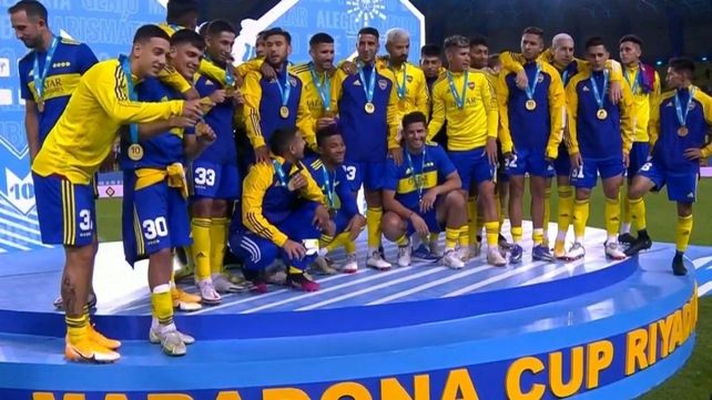 Boca no falló en los penales y venció a Barcelona en Arabia