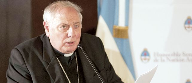 El arzobispo de Santa Fe aseveró que “la posibilidad del alquiler de vientre es agraviante a la dignidad de las mujeres”.
