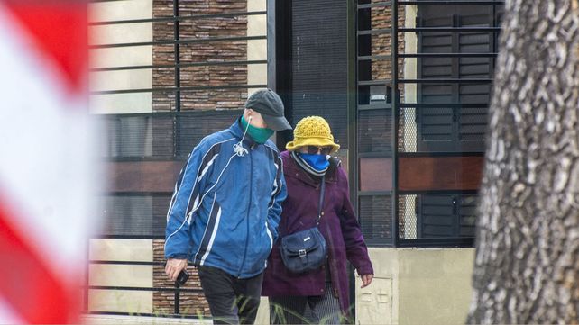 Se inicia semana con día lluvioso y descenso de temperatura