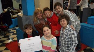 Los chicos de la Moreno ganaron el primer premio del Festival de Matemáticas