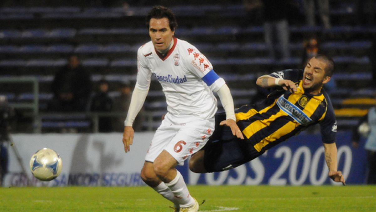 Central se pareció al debut y no pudo quebrar a un pobre Huracán en el ...