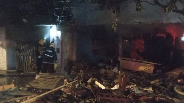 Saquean e incendian la casa de un acusado de abuso sexual de menores