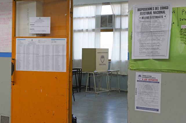 En las PASO de Santa Fe se eligen candidatos a gobernador y vice